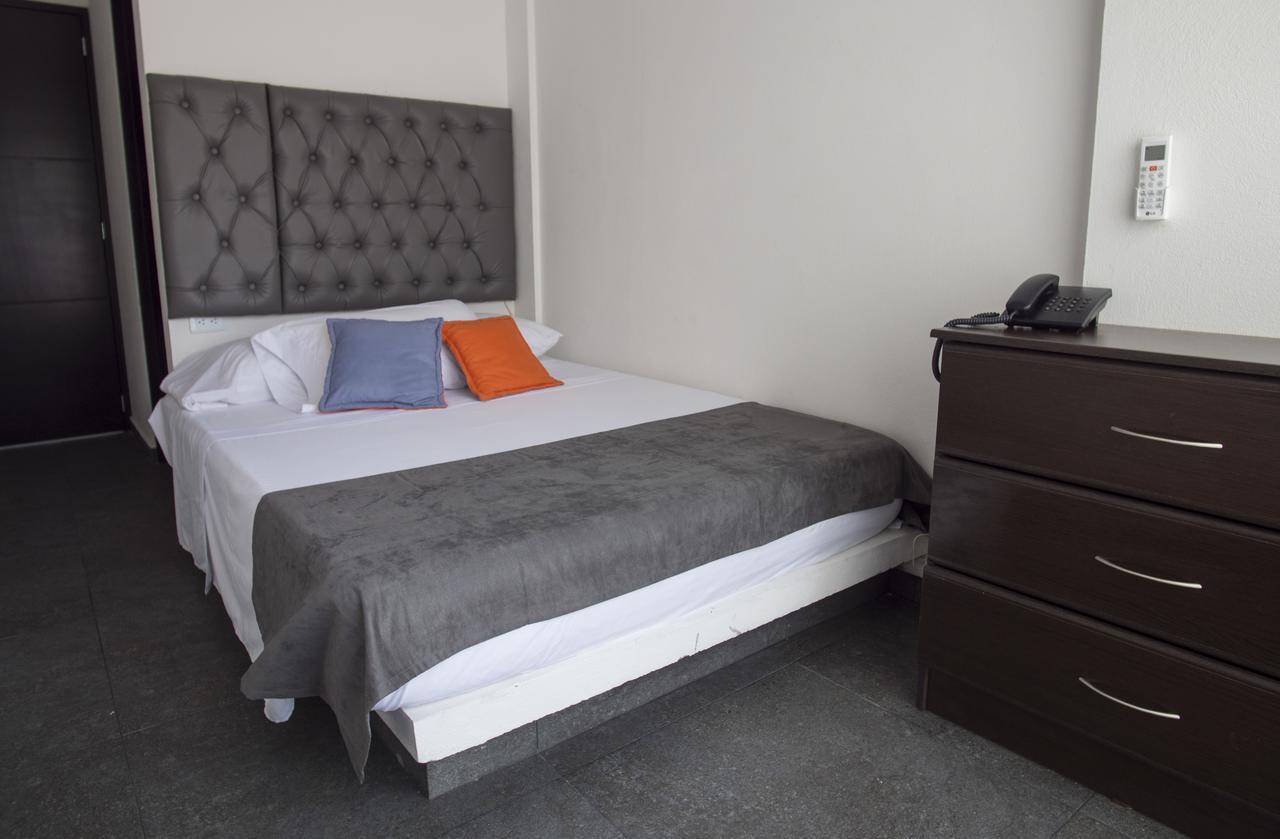 Hotel Grand H&R Вільєта Екстер'єр фото